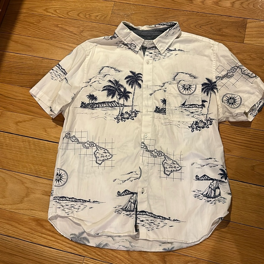 Nautica Tropical Button Down Summer shirt